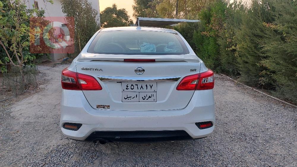 نیسان سێنترا